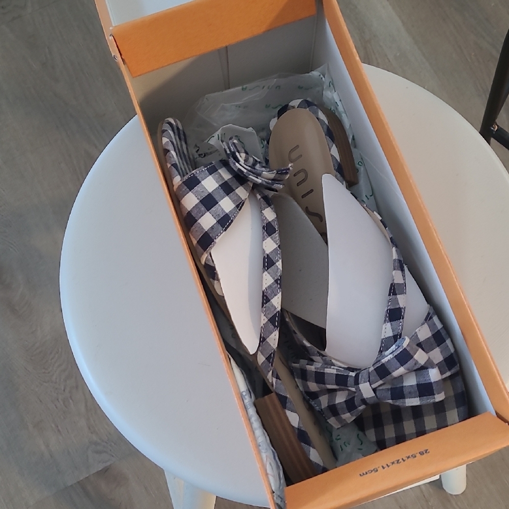 Unisa Navy Gingham Bow Sandals 7.5